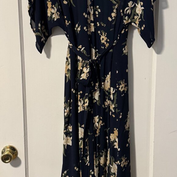 REFORMATION Winslow Dress in Yolanda - Picture 2 of 6